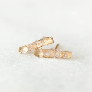 
            
                Load image into Gallery viewer, White ombre raw gemstone mosaic bar studs
            
        