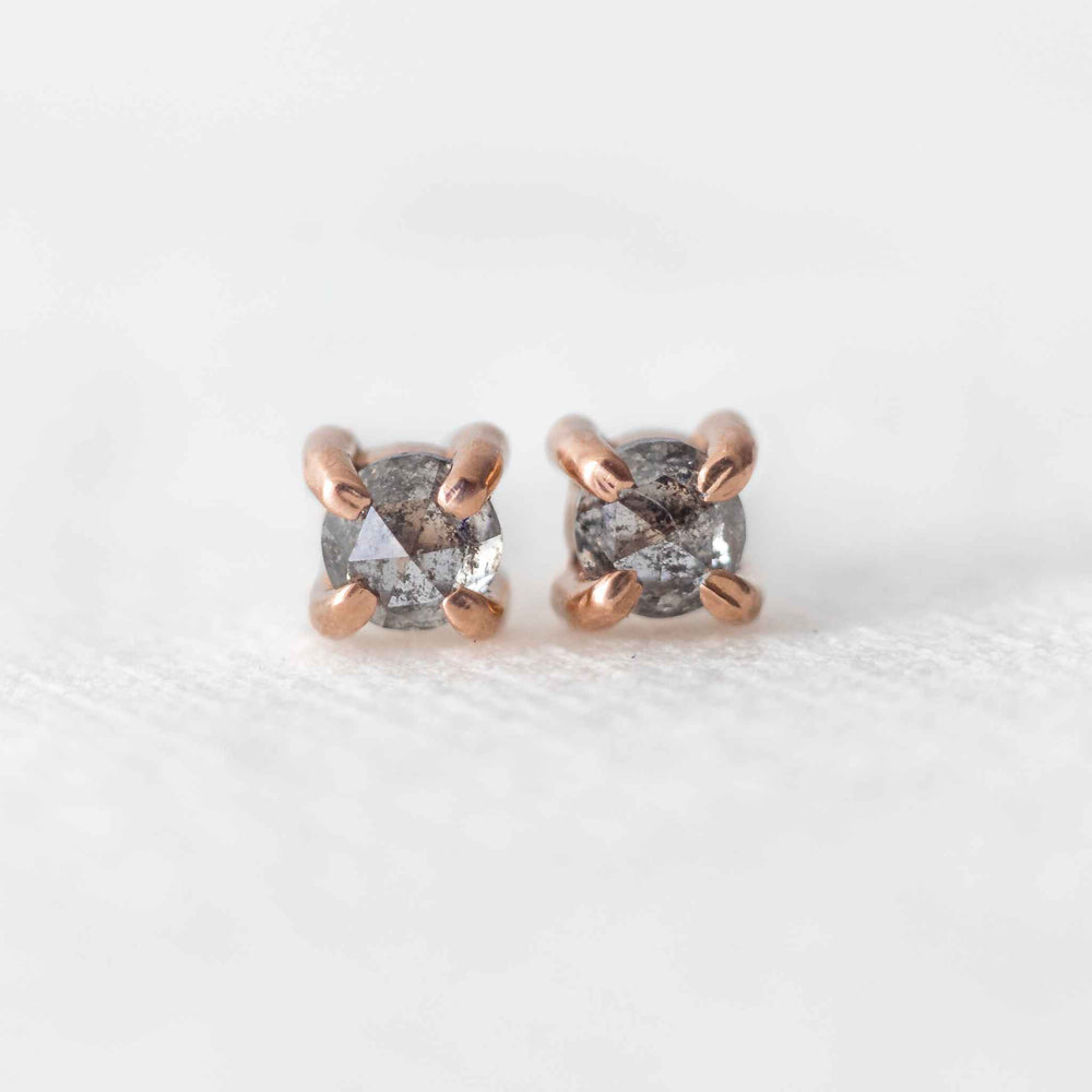 Conflict-free salt & pepper diamond gemstone stud earrings - luxe.zen