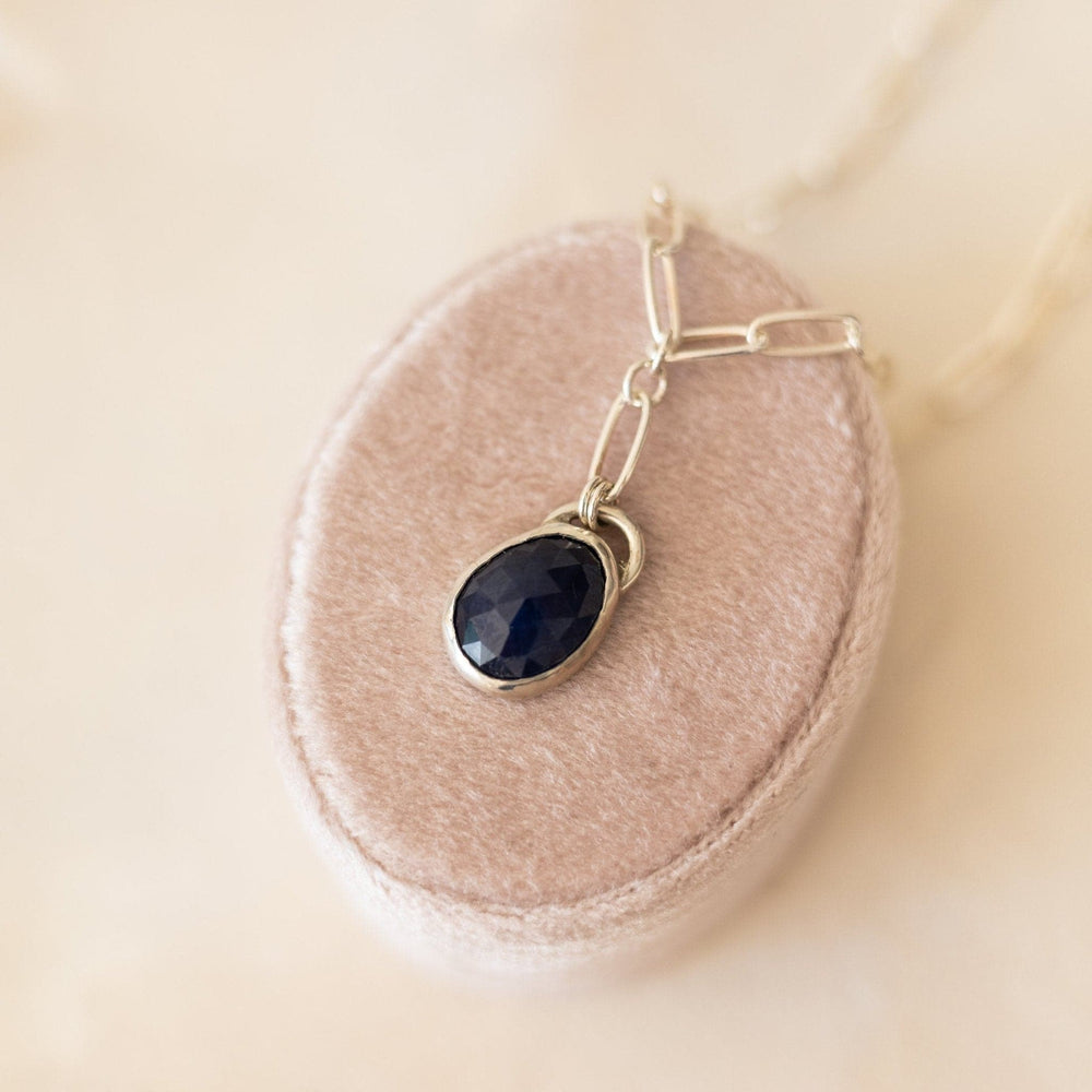 
            
                Load image into Gallery viewer, Blue sapphire nebula necklace - luxe.zen
            
        