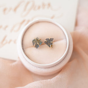 
            
                Load image into Gallery viewer, Raw teal sapphire gemstone stud earrings - luxe.zen
            
        